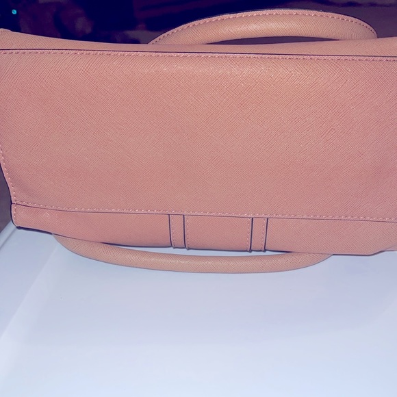 Guess Purse-soft pink - Picture 7 of 7
